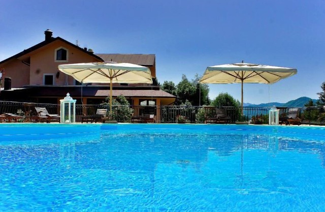 Hotel Bucaneve
