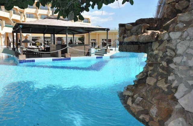 Hotel Byblos