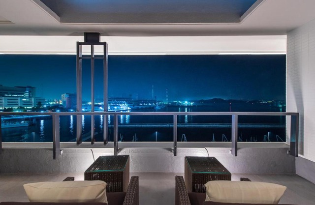 HOTEL C. KOKURA-BAY (Love Hotel)