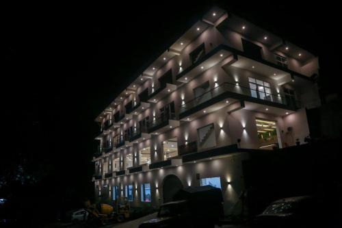 Hotel Candle Wood
