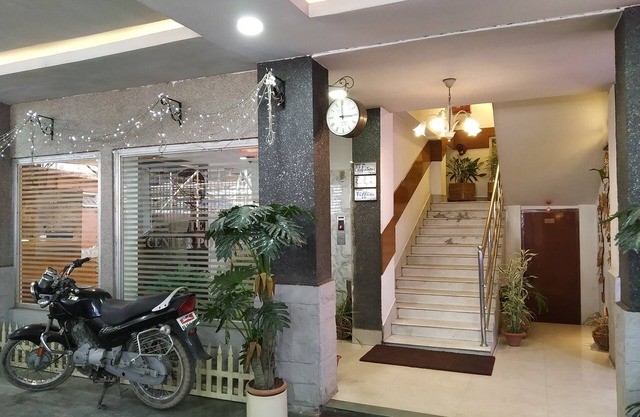Hotel Centre Point Tezpur