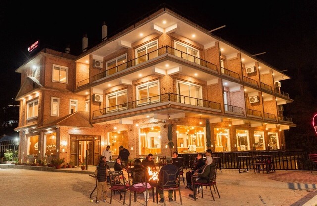 Hotel Chautari