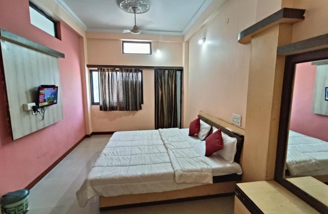 Hotel chaitanya