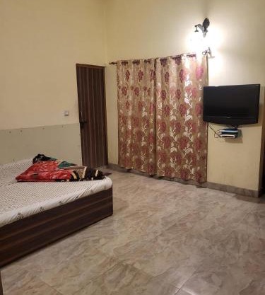 Hotel Chandra