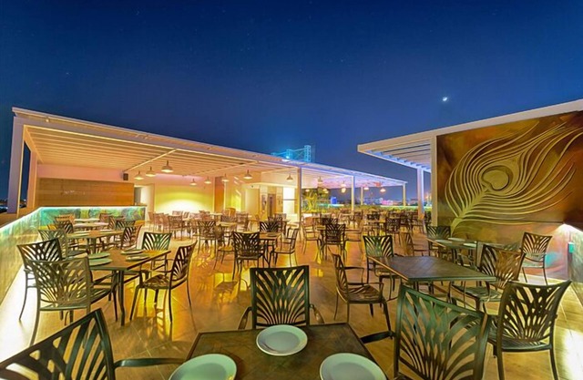 Hotel Chenthur Park
