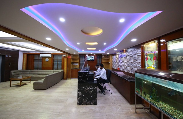 Hotel Chetan International