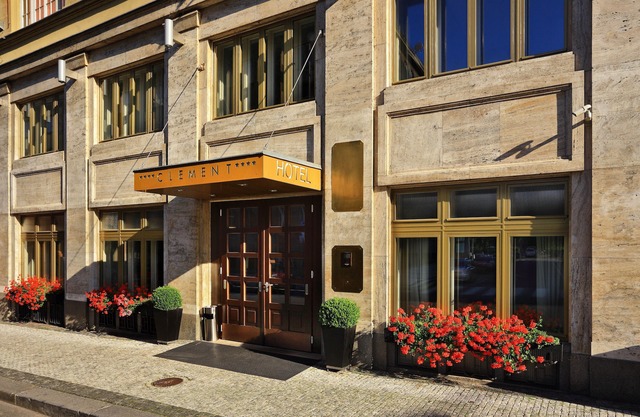 Hotel Clement