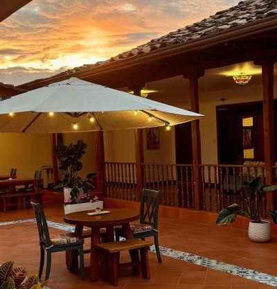 Hotel Colonial Andino - Parque principal de Pitalito