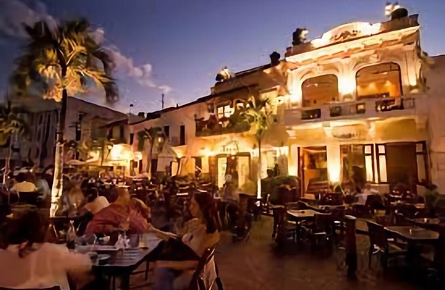 Hotel Colonial Blanco