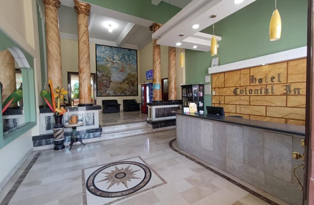 Hotel Colonial Inn