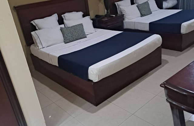 HOTEL CONFORT PLAZA Y SUITE
