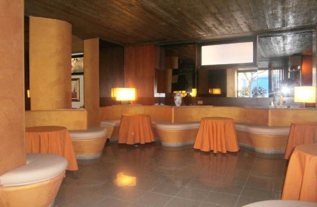 Hotel Corona