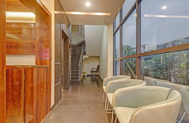 Hotel corporate suites