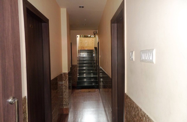 Hotel Cosmo Lodging