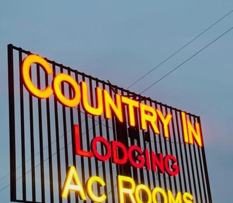 Hotel Country In Lodging