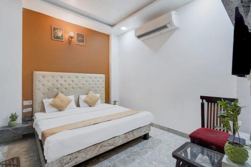 Hotel Couple Friendly Grand