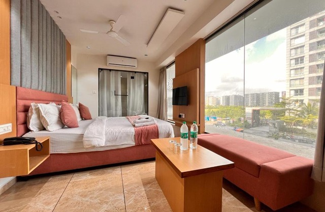 Hotel Cozzy Pelace