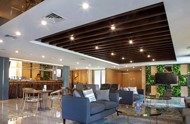 Hotel Dafam Pacific Caesar Surabaya