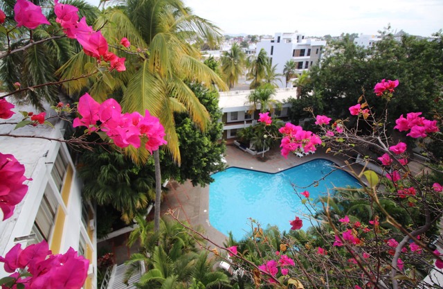 Hotel De Cima