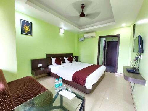 Hotel Deep Ganga Inn Puri Near ISKCON Temple1400m - Lift-and-Parking-Facilities-Restaurant Available - Excellent Customer Choice- Best Seller