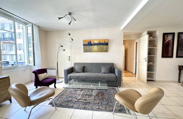 CC G Hotel des Postes 2 - City center Massena