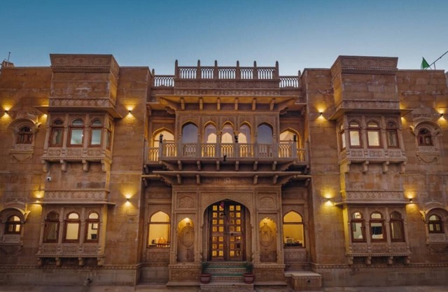 Hotel Dev Garh