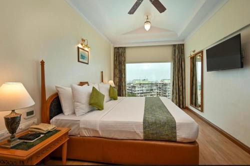 Hotel Diamond Inn-Near IGI -Airport-Terminal-3