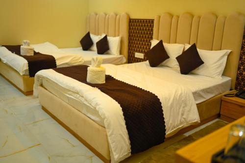 Hotel Dinanath