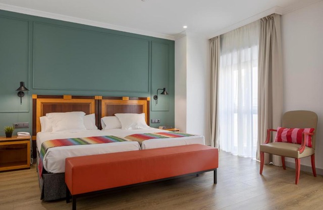 Hotel Don Curro