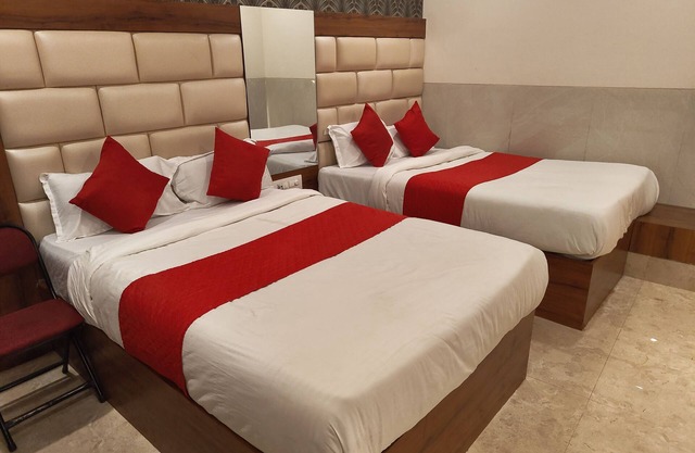 Hotel Dream Palace Residency
