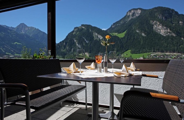 Hotel Eckartauerhof