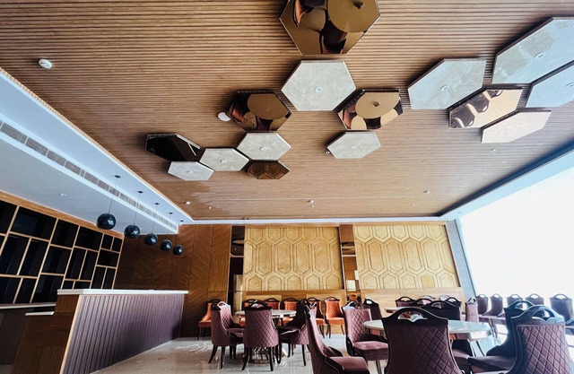 HOTEL EKAS