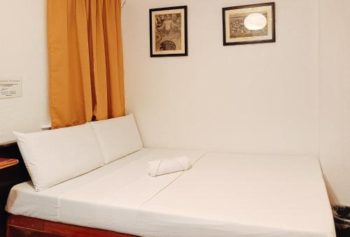 Hotel Elinas and Restaurant