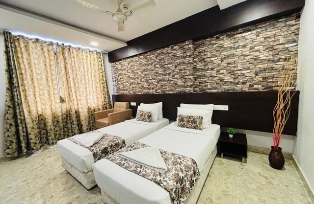 Hotel Elite By Signature Group