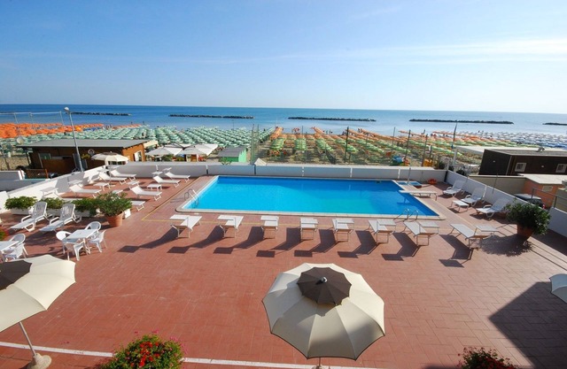 Hotel Embassy Pesaro