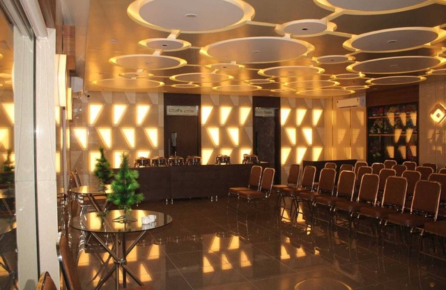 Hotel Empire
