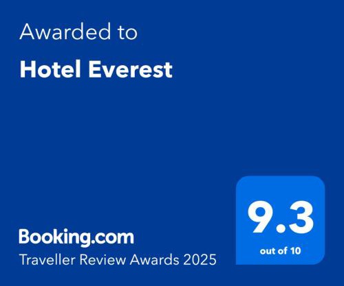 Hotel Everest