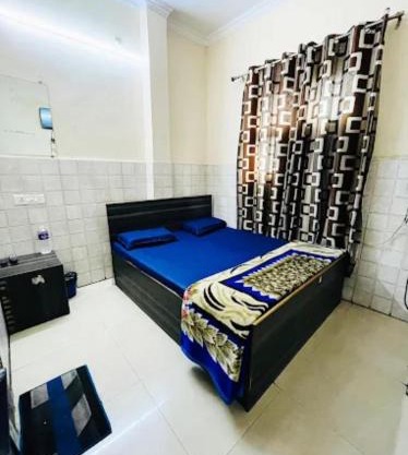 HOTEL G-S INN PREMIUM - Near Railway Station and Bus stand - A Top Rated Hotel