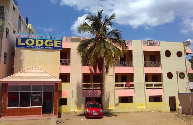 Hotel Ganesh Lodge