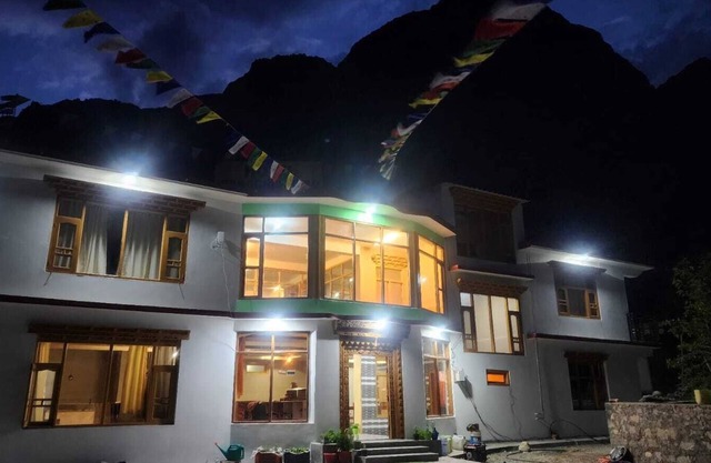 Hotel Gangchen Tabo