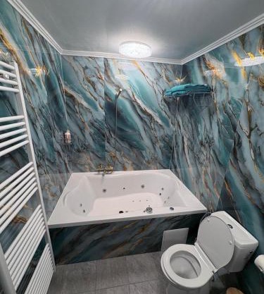 Hôtel Garden's jacuzzi spa 3