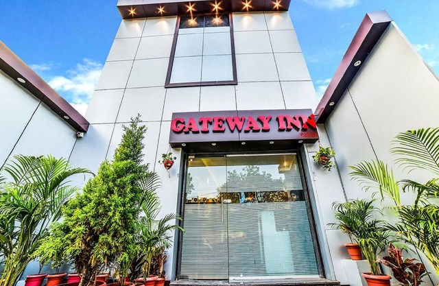 Hotel Gateway Inn