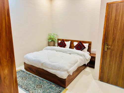 Hotel Gaur Heritage Inn