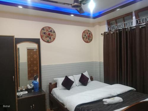 Hotel gayatri