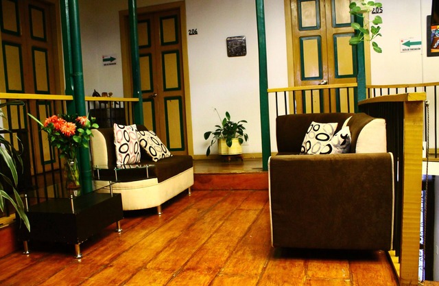 Hotel Geranios