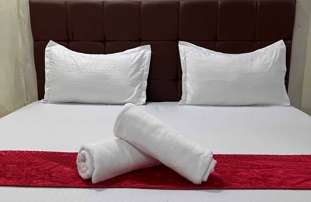 Hotel Ghoonghat