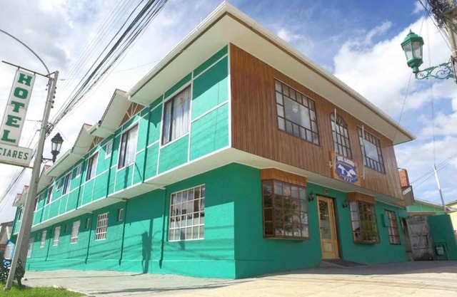 HOTEL GLACIARES