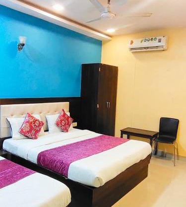 Hotel Golden Galaxy - Santacruz East