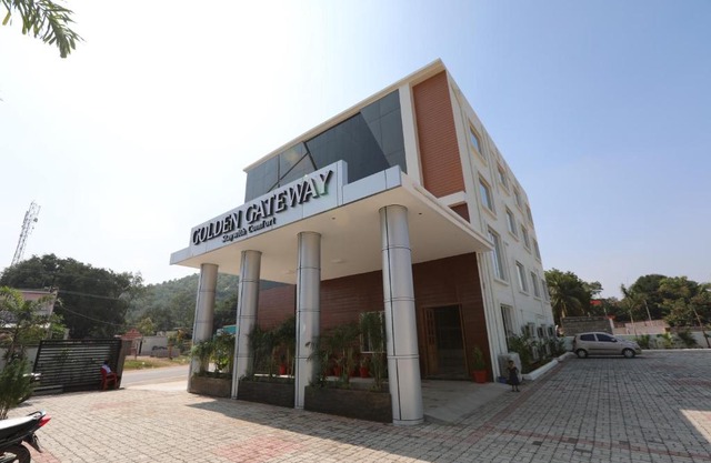Hotel Golden Gateway