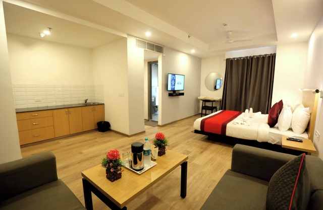 Hotel Golden World